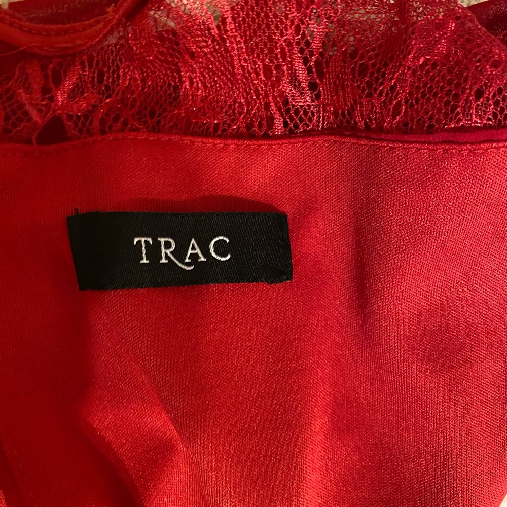 Red jumper - Picture 2 of 2